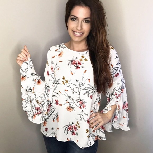 Tops - New White Floral Blouse with Ruffle Bell Sleeve L